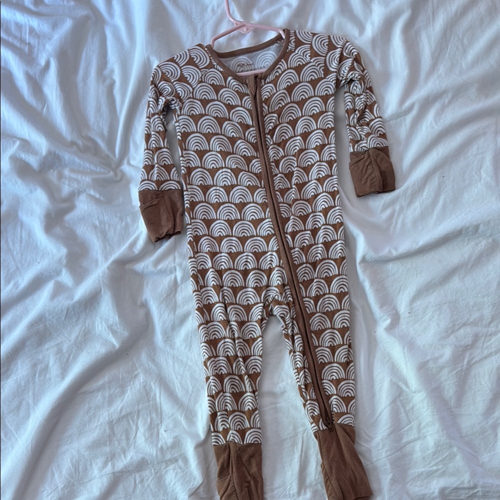 Little Sleepies Brown and White Rainbow Footie